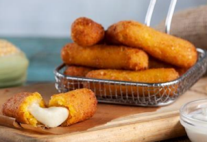 Tequeños fritos Patacón y Maíz dulce